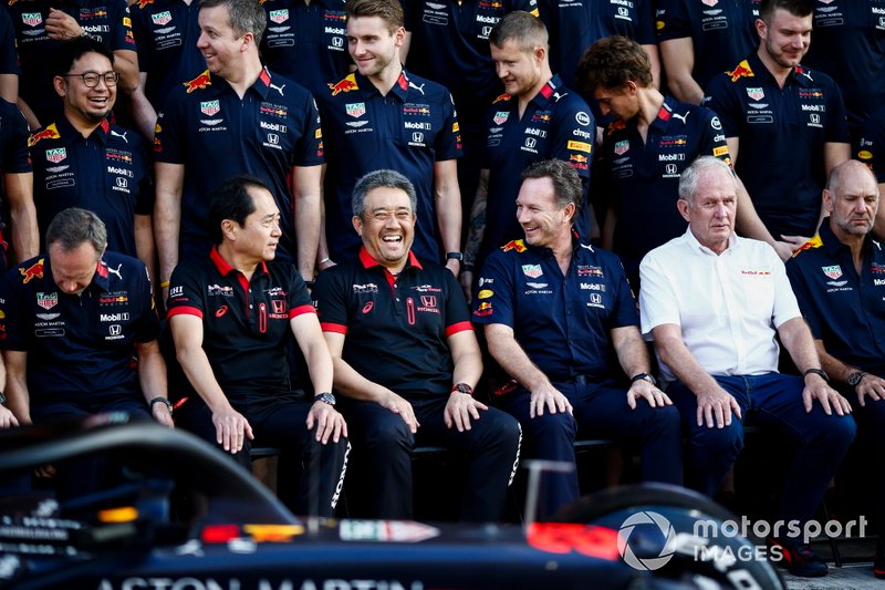 Toyoharu Tanabe, Director Técnico de F1, Honda, Masashi Yamamoto, Director General, Honda Motorsport, Christian Horner, Director de Equipo, Red Bull Racing, Helmut Marko, Consultor, Red Bull Racing y Adrian Newey, Director Técnico, Red Bull Racing