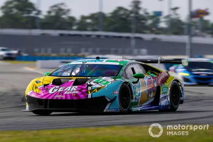 #19 GEAR Racing powered by GRT Grasser Lamborghini Huracan GT3, GTD: Christina Nielsen, Katherine Legge, Tati Calderon, Rahel Frey