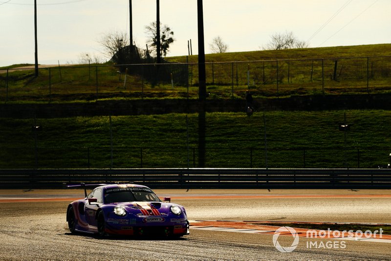 #57 Team Project 1 Porsche 911 RSR: Ben Keating, Felipe Fraga, Jeroen Bleekemolen