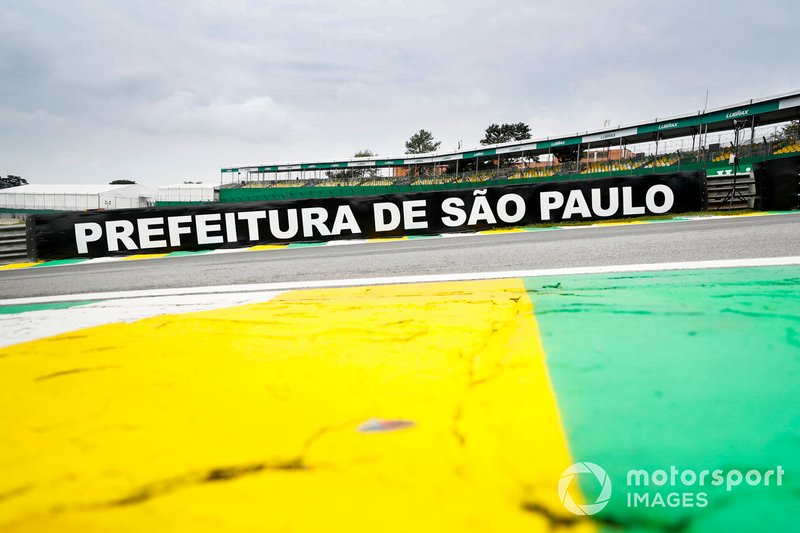 Sao Paulo signage