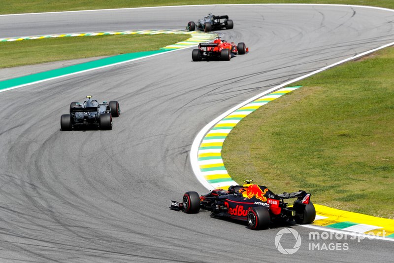 Lewis Hamilton, Mercedes AMG F1 W10, Sebastian Vettel, Ferrari SF90, Valtteri Bottas, Mercedes AMG W10, y Alexander Albon, Red Bull RB15
