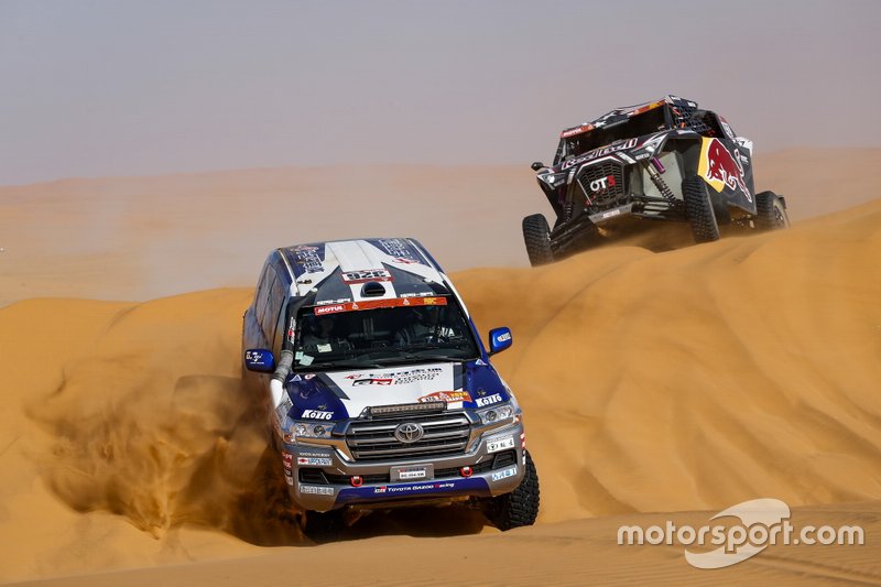 #326 Toyota Auto Body: Christian Lavieille, Jean-Pierre Garcin