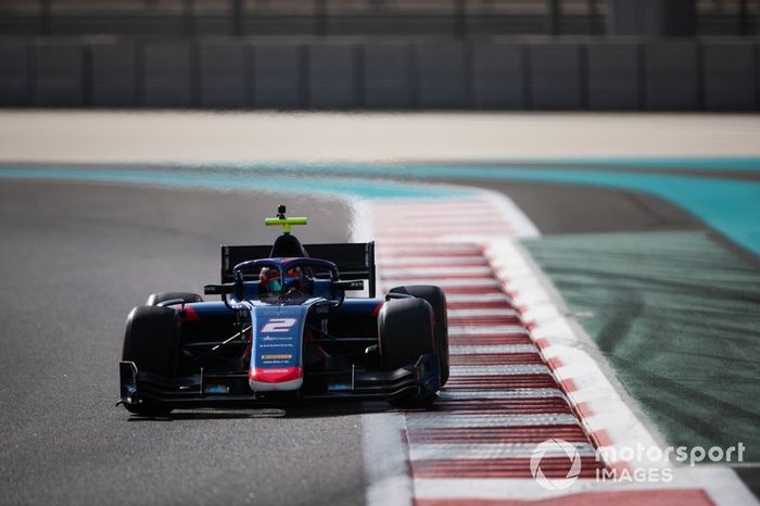 Yuki Tsunoda, Carlin