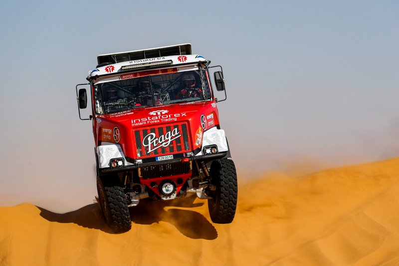 #502 InstaForex Loprais Team Tatra: Ales Loprais, Petr Pokora, Khalid Alkendi