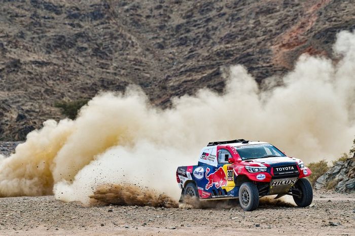 #300 Toyota Gazoo Racing: Nasser Al-Attiyah, Matthieu Baumel