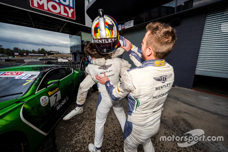 Winner #7 Bentley Team M-Sport Bentley Continental GT3: Jules Gounon, Maxime Soulet, Jordan Pepper