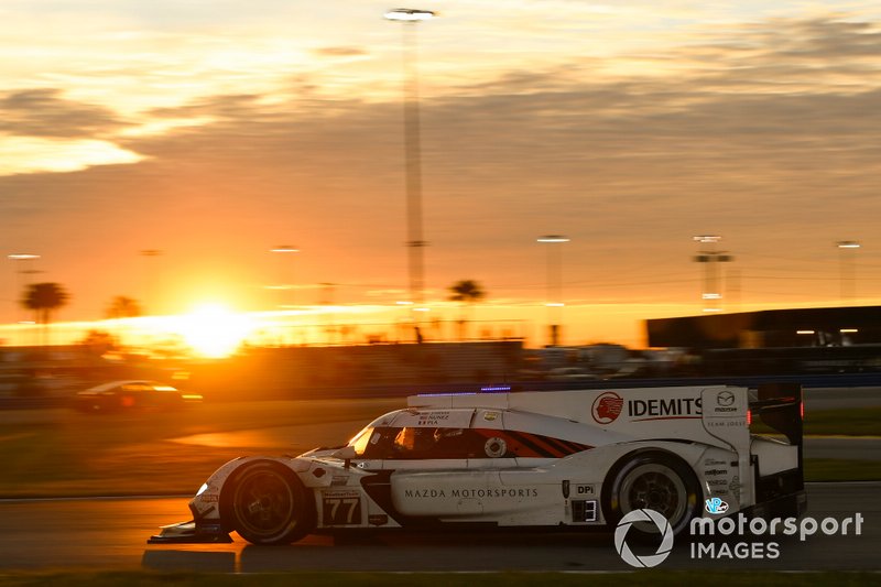 #77 Mazda Team Joest Mazda DPi, DPi: Oliver Jarvis, Tristan Nunez, Olivier Pla