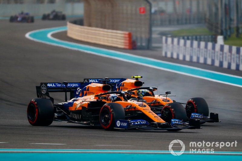 Carlos Sainz Jr., McLaren MCL34, Lando Norris, McLaren MCL34
