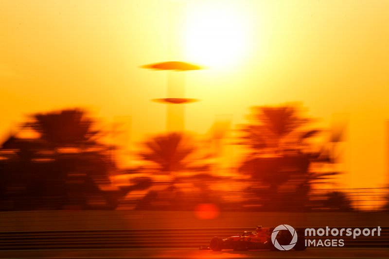 Carlos Sainz Jr., McLaren MCL34