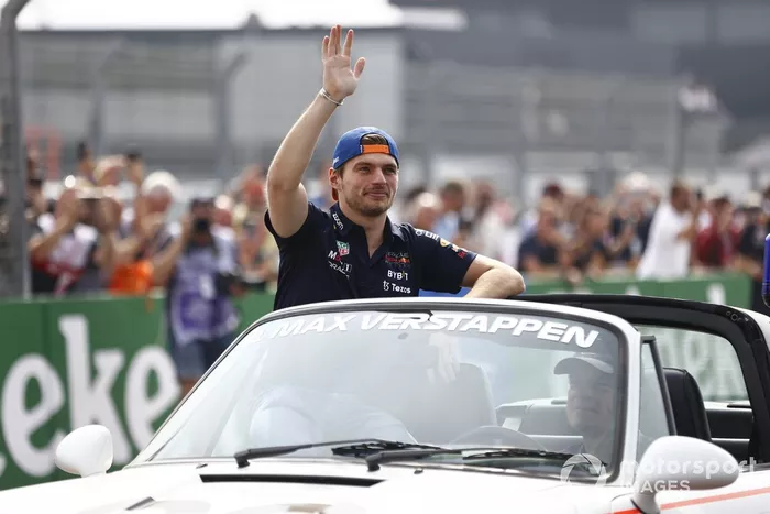 Max Verstappen, desfile de pilotos de Red Bull Racing