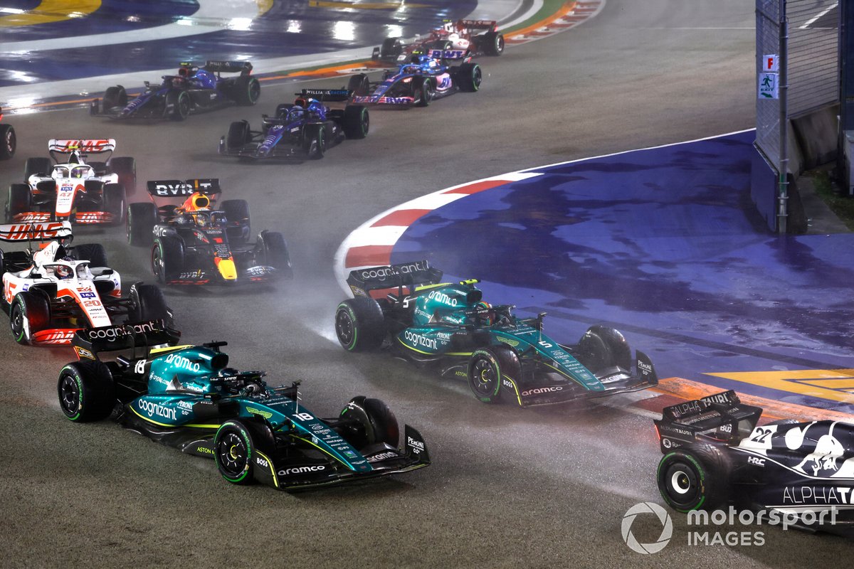 Yuki Tsunoda, AlphaTauri AT03, Lance Stroll, Aston Martin AMR22, Sebastian Vettel, Aston Martin AMR22, Kevin Magnussen, Haas VF-22, Max Verstappen, Red Bull Racing RB18