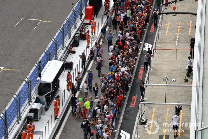 Fans in pit lane