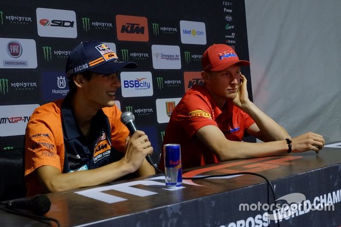 Rueda de prensa MX2: Jorge Prado KTM Factory Racing y Calvin Vlaanderen, Team HRc