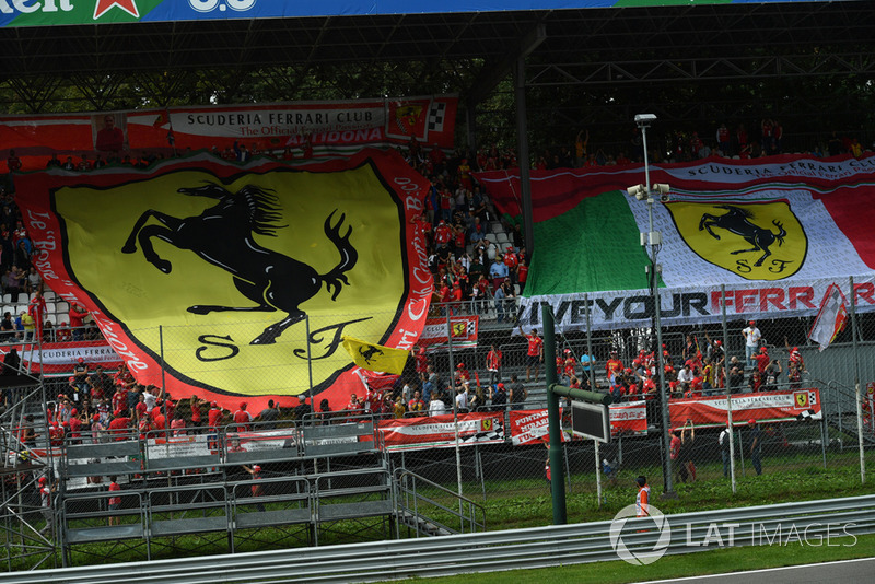 Os "tifosi" novamente fizeram um show à parte no GP da Itália de 2018