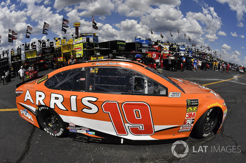Daniel Suarez, Joe Gibbs Racing, Toyota Camry ARRIS