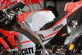 Andrea Dovizioso, Ducati Team, bike detail