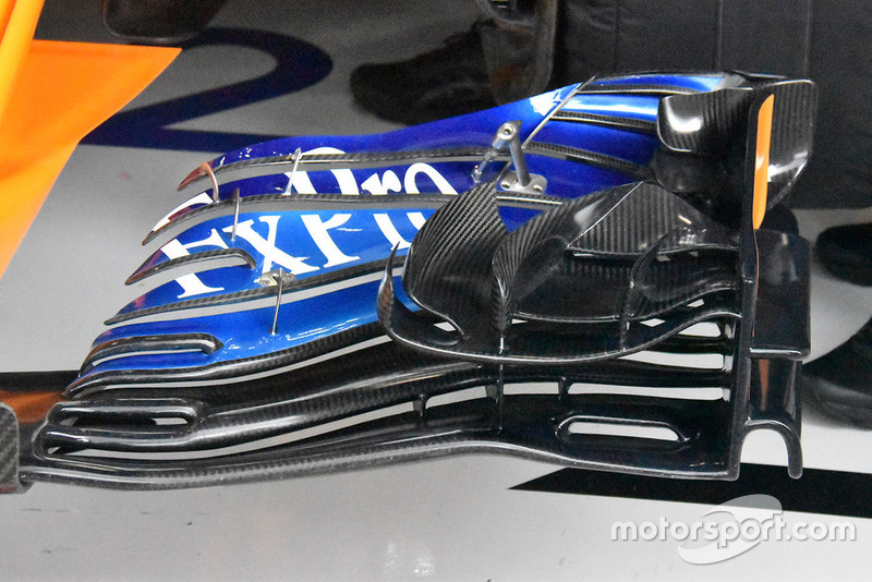 McLaren MCL33