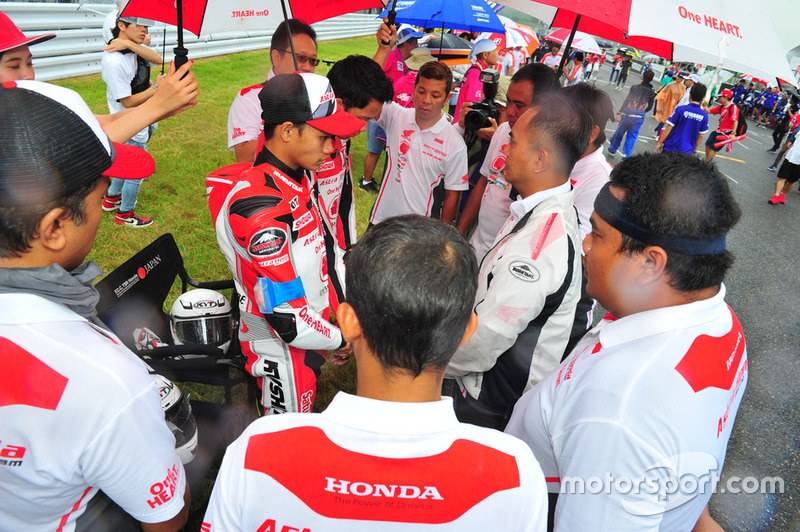 #7 Astra Honda Racing Team: Tommy Salim, M Febriansyah