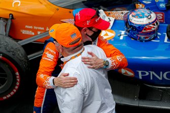 Race Winner Scott Dixon, Chip Ganassi Racing Honda