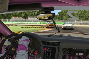Porsche 911 GT3 Cup, #25 Larry ten Voorde (NL), #22 Ayhancan Güven (TR), Porsche Mobil 1 Supercup Virtual Edition