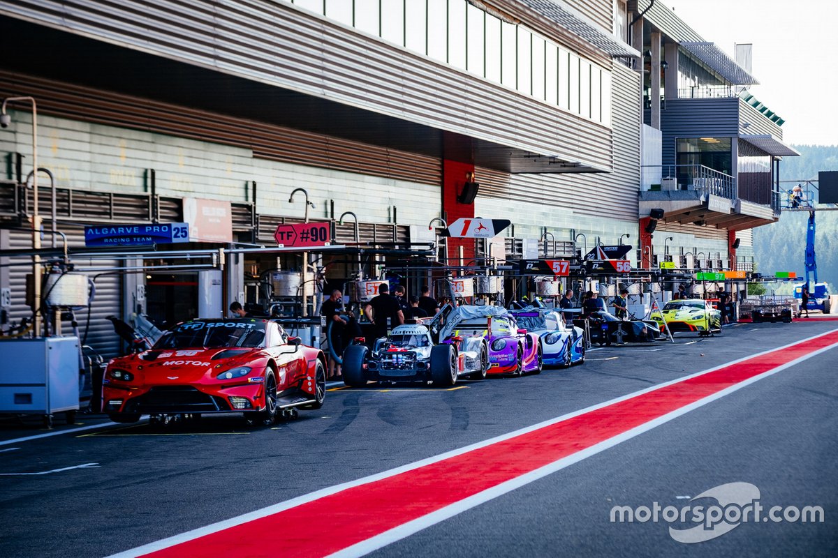 #90 TF Sport Aston Martin Vantage AMR: Salih Yoluc, Charles Eastwood, Jonathan Adam, #1 Rebellion Racing R-13 - Gibson: Bruno Senna, Gustavo Menezes, Norman Nato, #57 Team Project 1 Porsche 911 RSR: Ben Keating, Felipe Fraga, Jeroen Bleekemolen, #56 Team Project 1 Porsche 911 RSR: Egidio Perfetti, Laurents Hörr, Matteo Cairoli