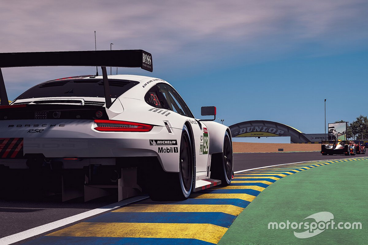 #92 Porsche Esports Team Porsche 911 RSR: Jaxon Evans, Matt Campbell, Mack Bakkum, Jeremy Bouteloup