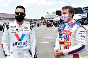 Alex Bowman, Hendrick Motorsports, Chevrolet Camaro Valvoline and Matt DiBenedetto, Wood Brothers Racing, Ford Mustang Quick Lane Tire & Auto Center