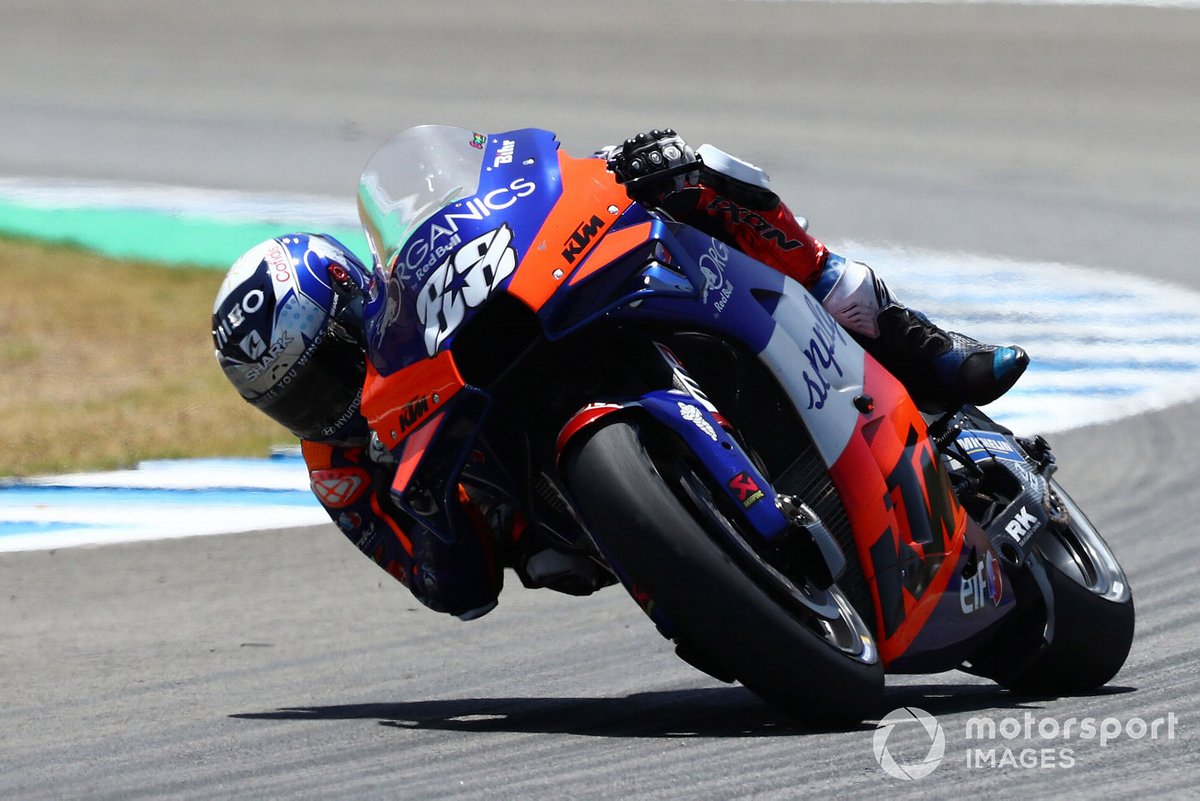 Miguel Oliveira, Red Bull KTM Tech 3, Valentino Rossi, Yamaha Factory Racing