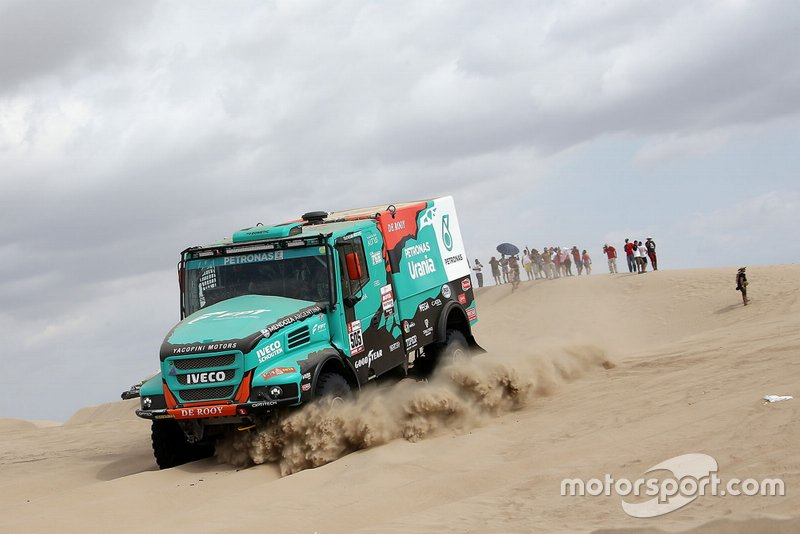 #505 Team De Rooy Iveco: Federico Villagra, Ricardo Torlaschi, Adrian Yacopini