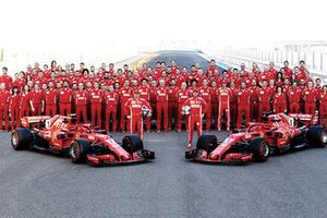 Foto di gruppo del team Ferrari