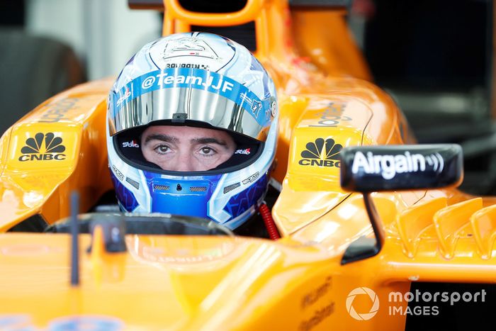 Jimmie Johnson en el McLaren  