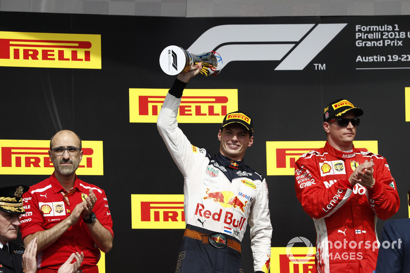 Podyum: Carlo Santi, Ferrari Yarış Mühendisi, 2.Max Verstappen, Red Bull Racing, Yarış galibi Kimi Raikkonen, Ferrari, 3. Lewis Hamilton, Mercedes AMG F1
