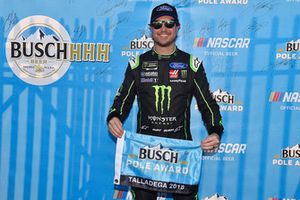 Polesitter Kurt Busch, Stewart-Haas Racing, Ford Fusion Monster Energy / Haas Automation