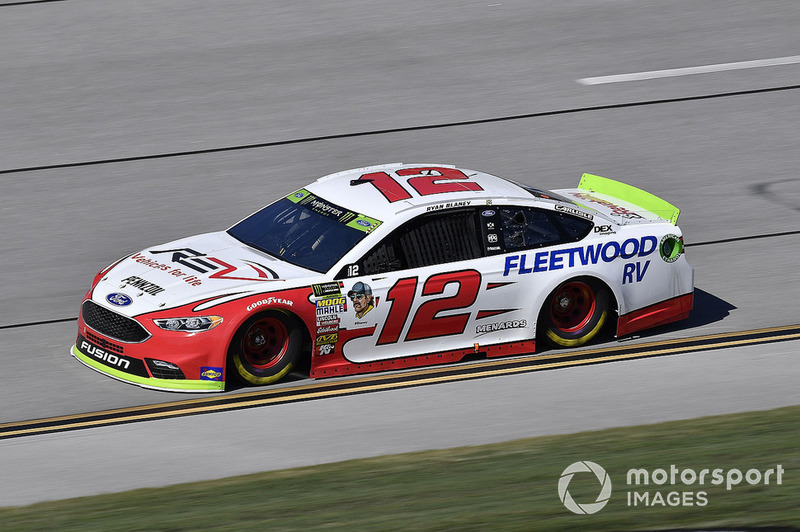 19. Ryan Blaney, Team Penske, Ford Fusion REV