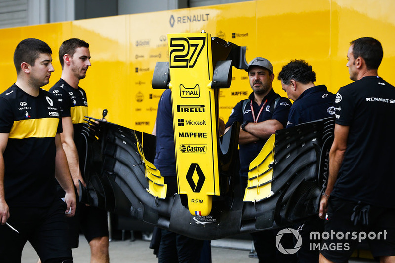 Mekanik Renault Sport F1 Team