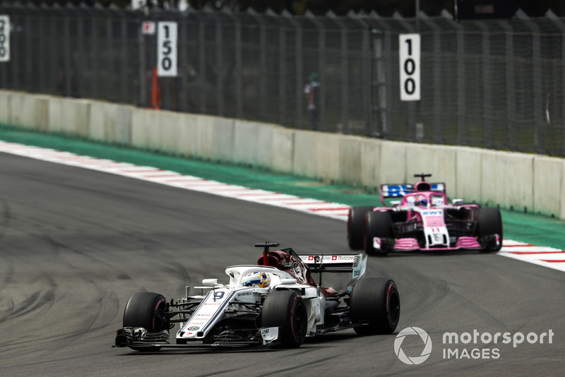 Marcus Ericsson, Sauber C37, leads Sergio Perez, Racing Point Force India VJM11