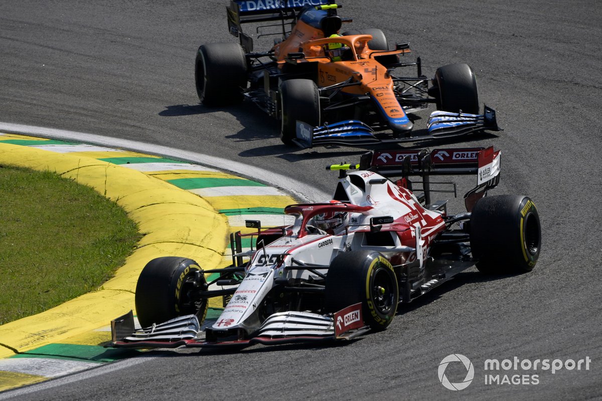 Antonio Giovinazzi, Alfa Romeo Racing C41, Lando Norris, McLaren MCL35M