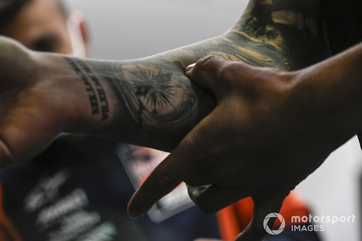 Braccio di Fabio Quartararo, Yamaha Factory Racing