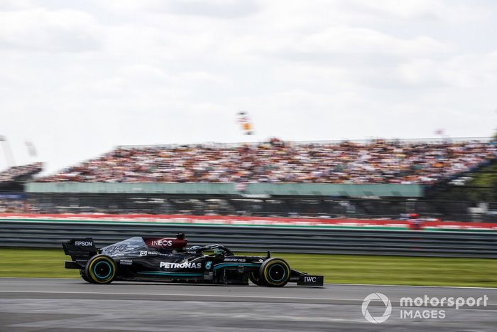 Lewis Hamilton, Mercedes W12