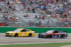 Ryan Newman, Roush Fenway Racing, Ford Mustang Oscar Mayer, Kevin Harvick, Stewart-Haas Racing, Ford Mustang Mobil 1 Summer Road Trip