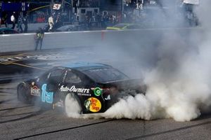 Race winner Martin Truex Jr., Joe Gibbs Racing, Toyota Camry Auto-Owners Insurance
