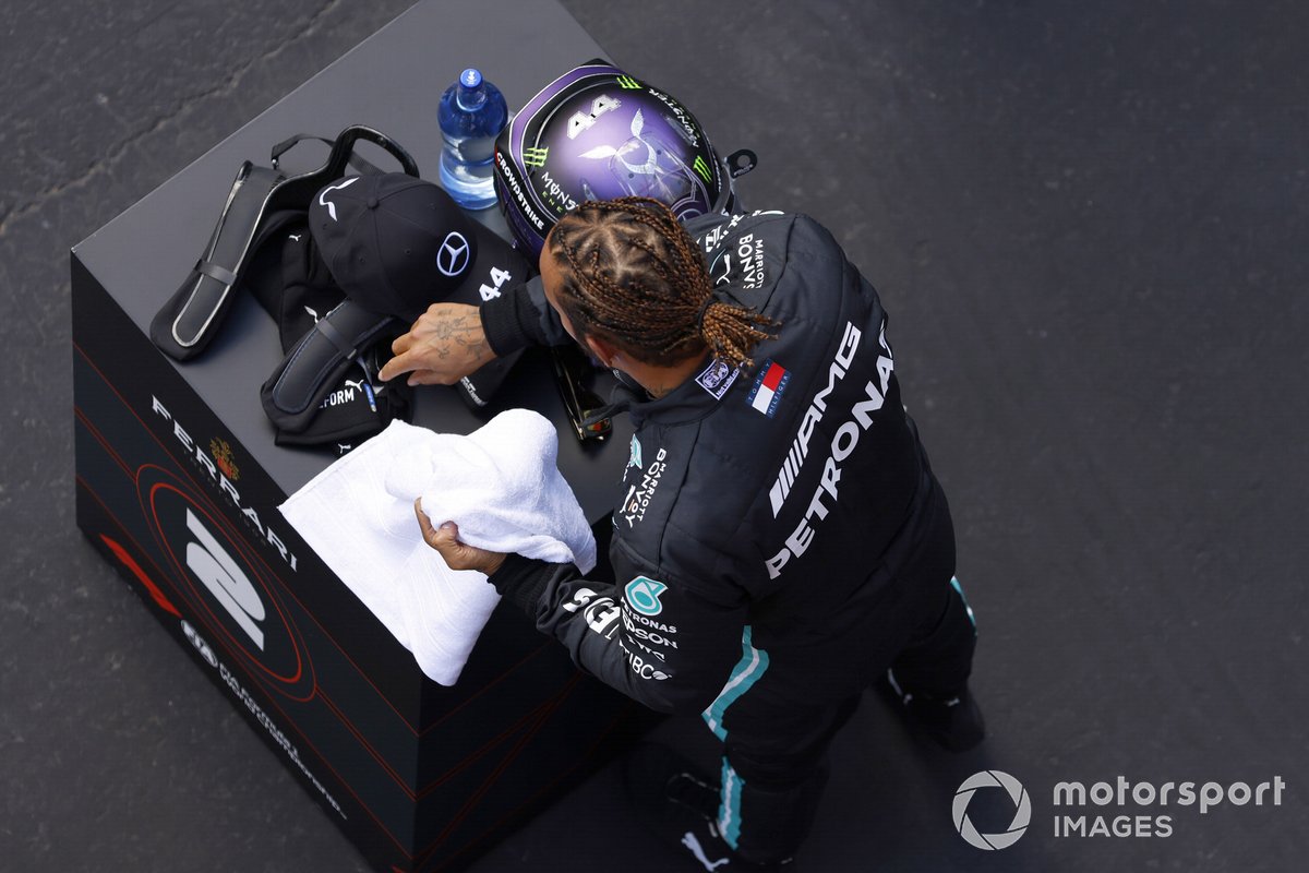 Lewis Hamilton, Mercedes, di Parc Ferme
