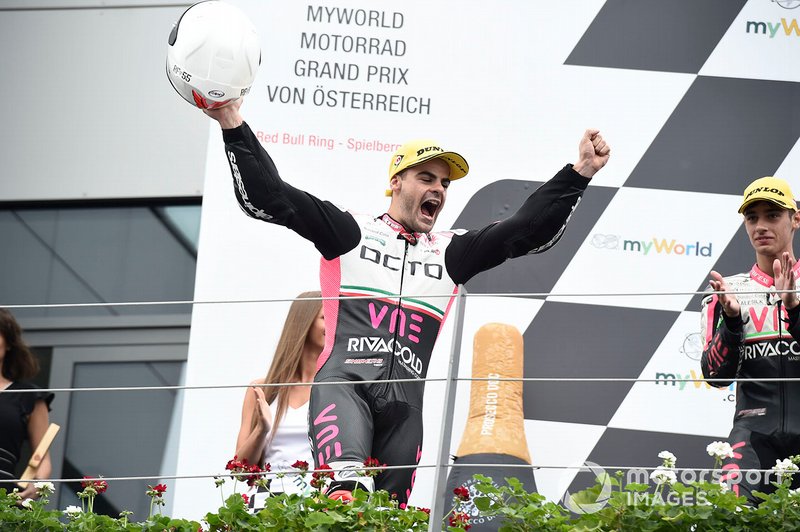 Podio: ganador Romano Fenati, Team O