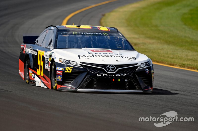 Matt DiBenedetto, Leavine Family Racing, Toyota Camry Toyota Express Maintenance