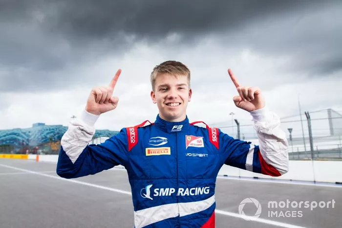 #45 Robert Shwartzman, FIA F3