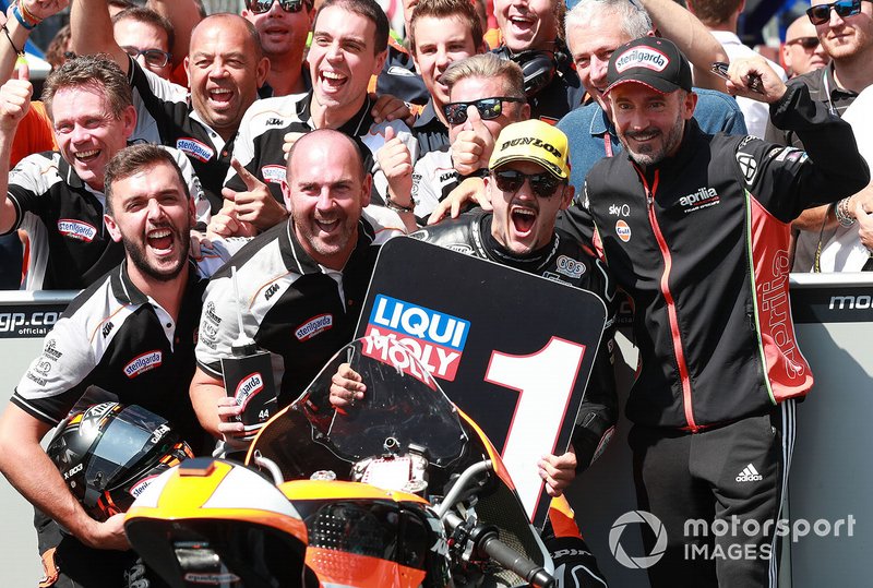 Race winner Aron Canet, Max Racing