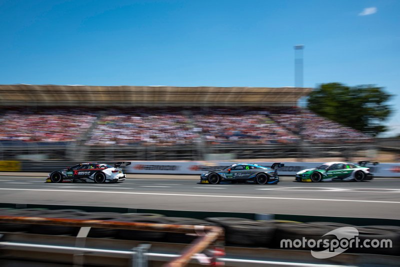 Mike Rockenfeller, Audi Sport Team Phoenix, Audi RS 5 DTM, Paul Di Resta, R-Motorsport, Aston Martin Vantage AMR