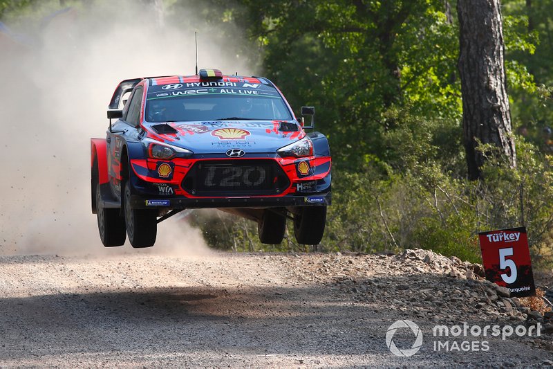 Thierry Neuville, Nicolas Gilsoul, Hyundai Motorsport Hyundai i20 Coupe WRC