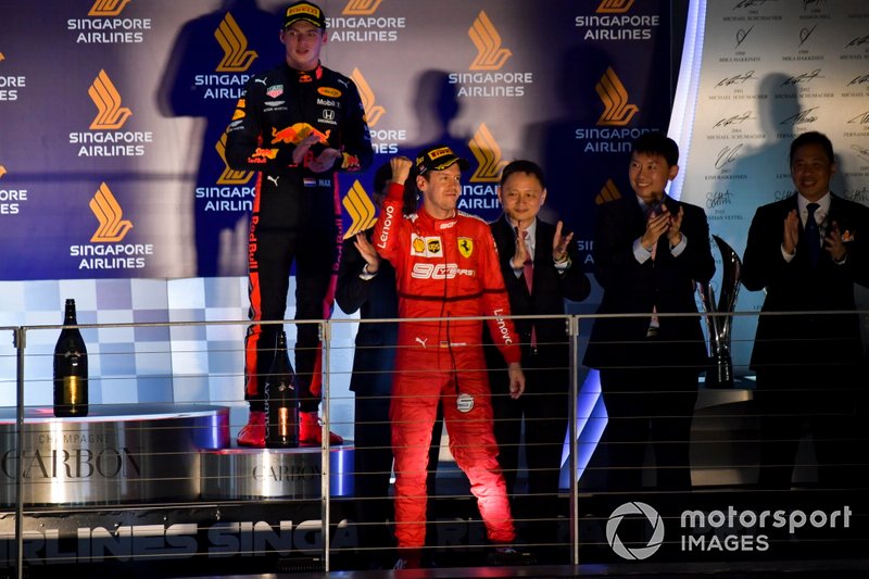 Podio: ganador Sebastian Vettel, Ferrari