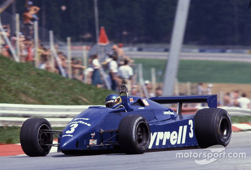 Микеле Альборето, Tyrrell 011